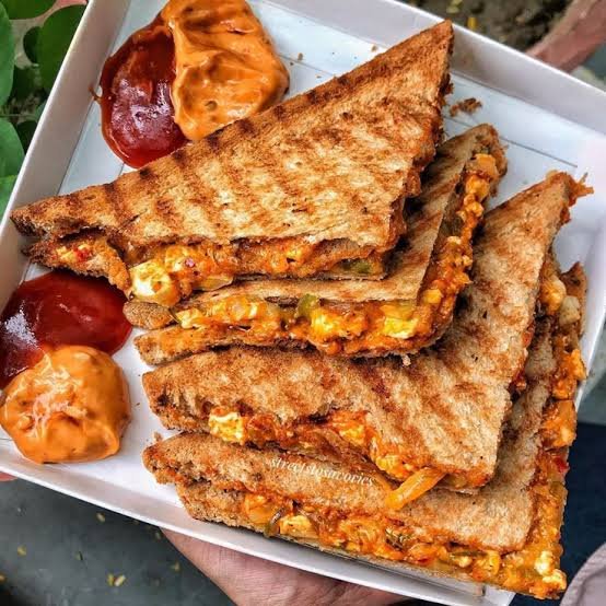 Tandoori Paneer Grilled Sandwich